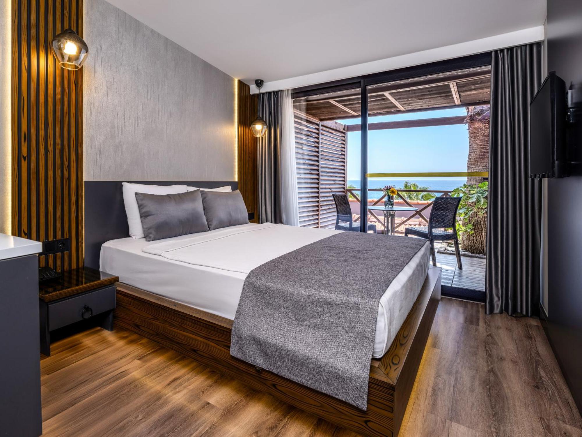 Adora Calma Beach Hotel Adults Only Kızılot Εξωτερικό φωτογραφία
