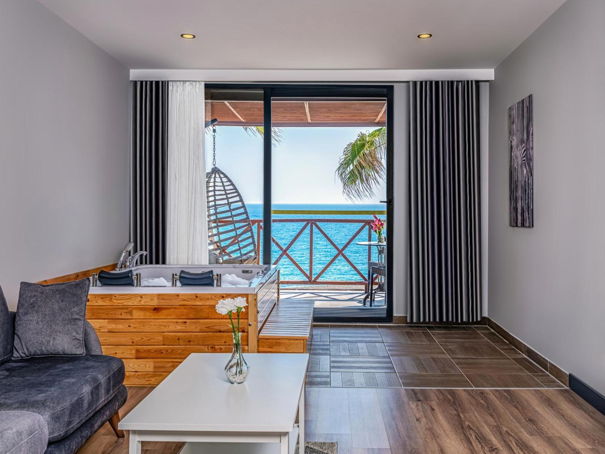 Adora Calma Beach Hotel Adults Only Kızılot Εξωτερικό φωτογραφία