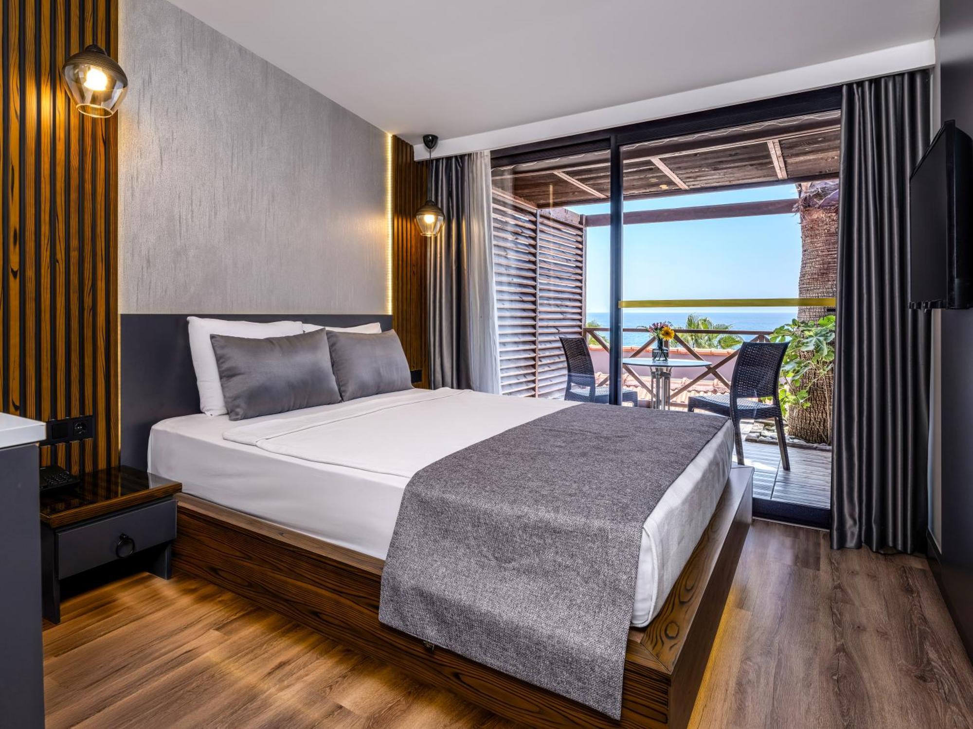 Adora Calma Beach Hotel Adults Only Kızılot Εξωτερικό φωτογραφία